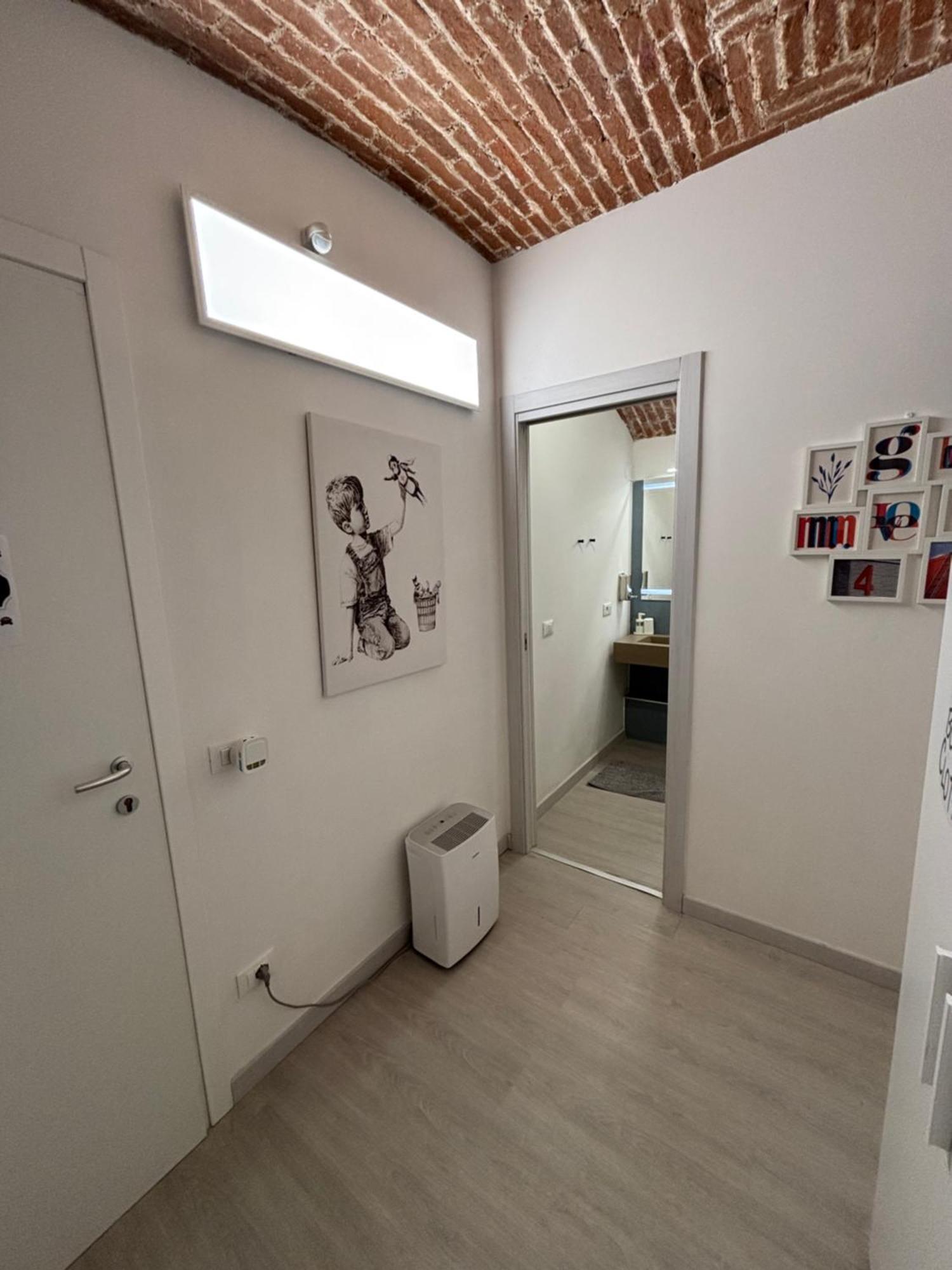 La Vecchia Milano-Les Nubles Vannucci - Il Ballatoio E Il Cortile Exteriör bild