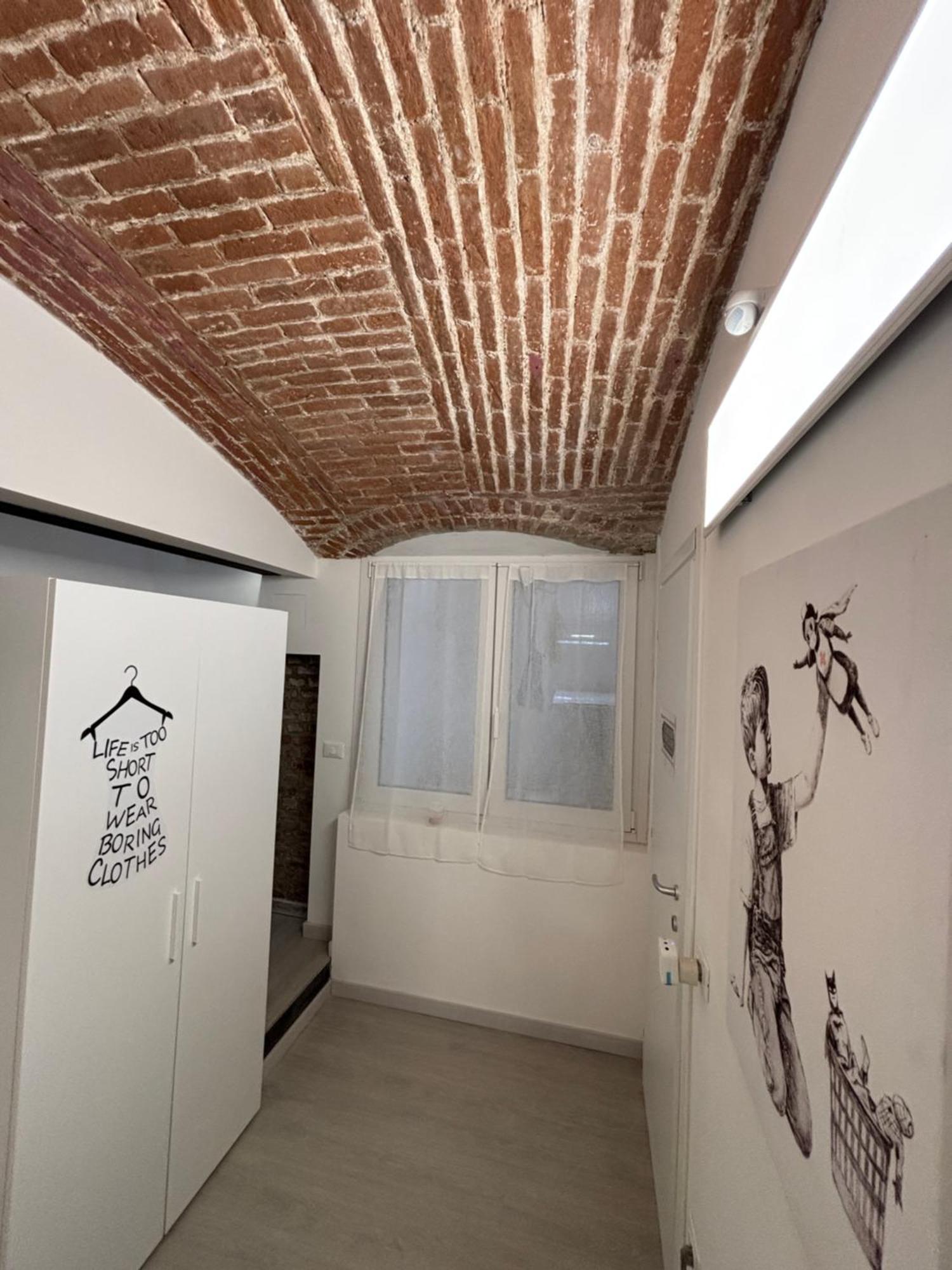 La Vecchia Milano-Les Nubles Vannucci - Il Ballatoio E Il Cortile Exteriör bild